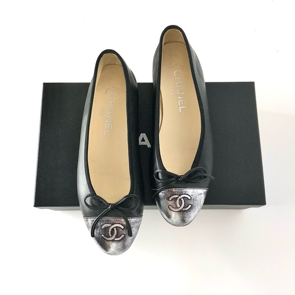 Chanel CC Logo Bow Detail Gunmetal Black Two Tone Leather Ballerina Flats 36 - Picture 1 of 12